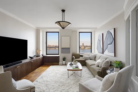 $7,100,000 | 137 Riverside Drive, Unit 12B | Upper West Side