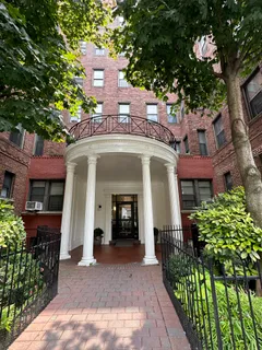 $599,800 | 40 Clarkson Avenue, Unit 2L | Prospect Lefferts Gardens