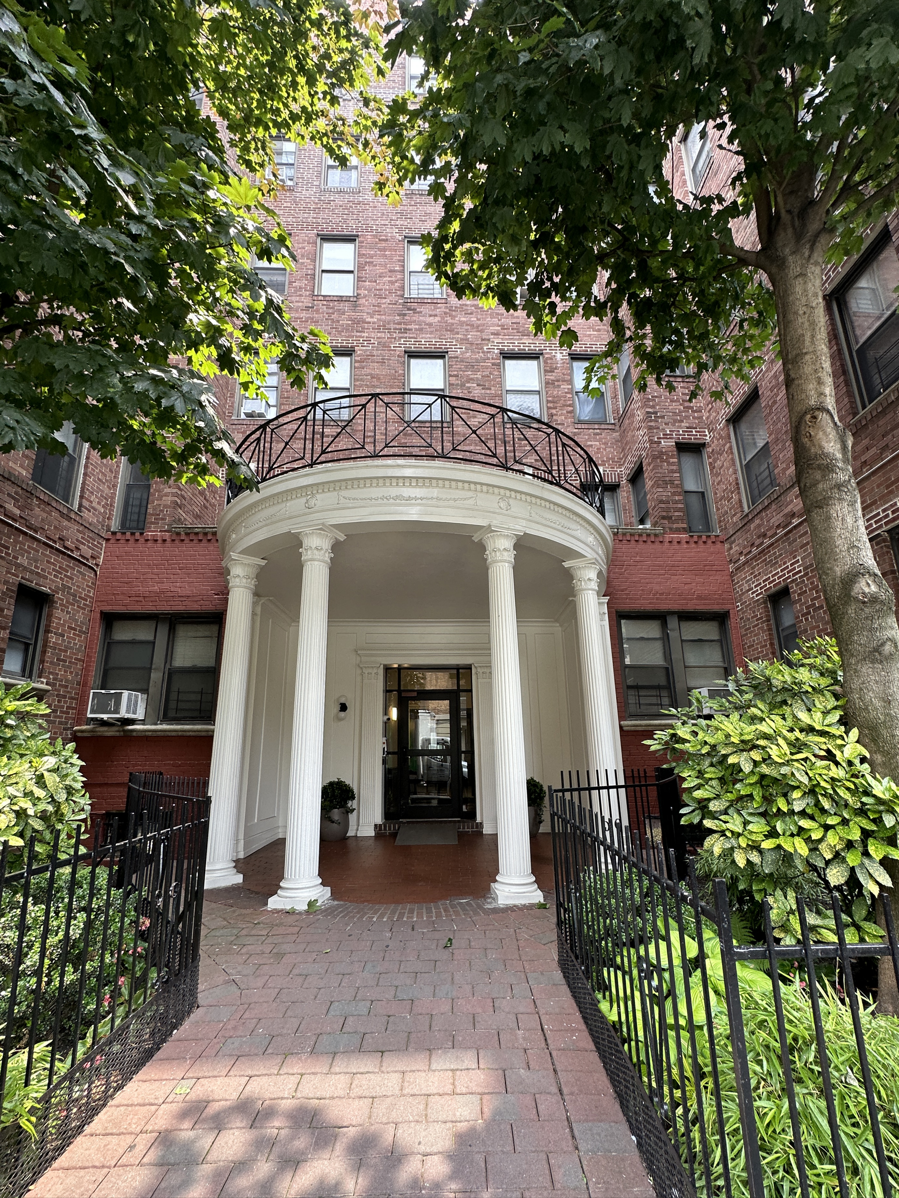 40 Clarkson Avenue, Unit 2L Brooklyn, NY 11226 - Photo 10 of 11 a front view of a house with a garden