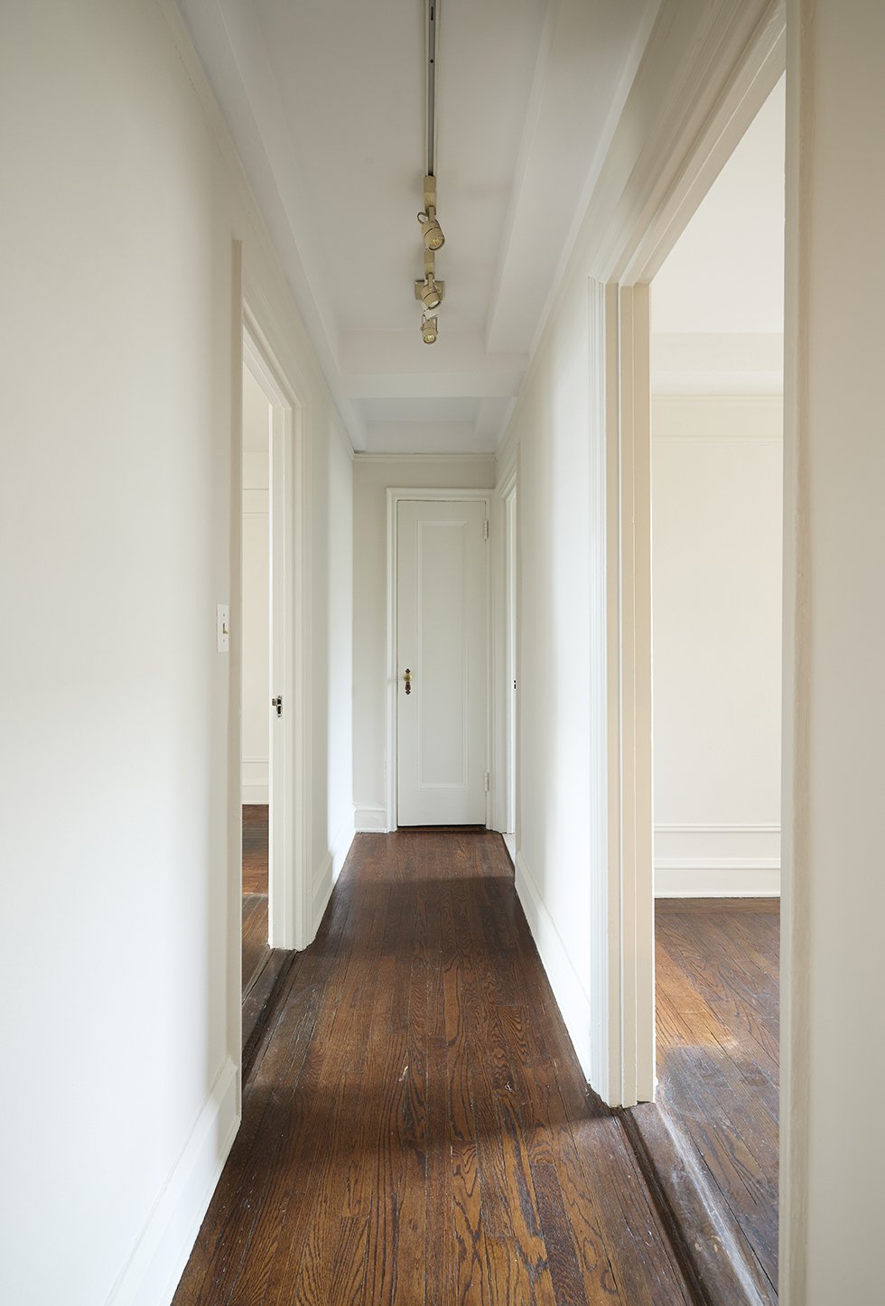 433 West 34th Street, Unit 6A Manhattan, NY 10001 - Photo 9 of 14