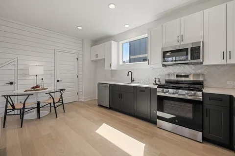 $424,900 | 2608 Bristol Drive, Unit B, Austin, TX 78723