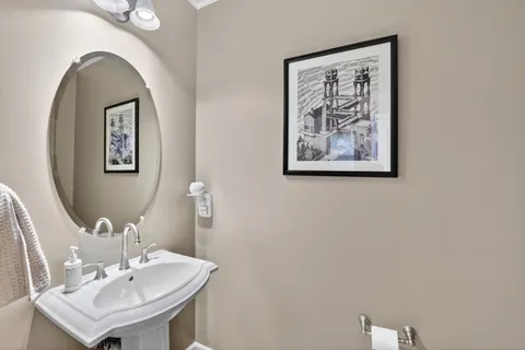 $1,400,000 | 6200 Guilford Drive, Alexandria, VA 22310