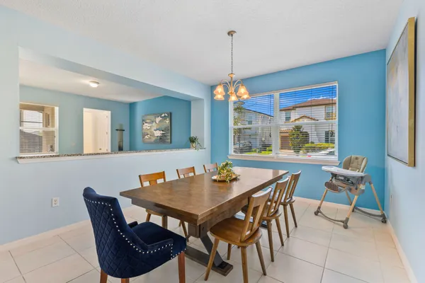 $734,900 | 9042 Sunshine Ridge Loop, Kissimmee, FL 34747