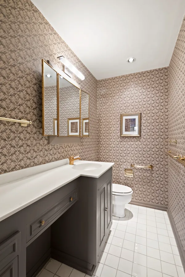$3,385,000 | 650 Park Avenue, Unit 18C | Lenox Hill