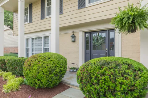 Contact Agent | 9108 Hunting Horn Lane, Potomac, MD 20854