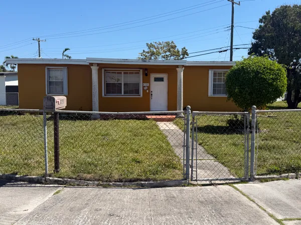 $599,000 | Southwest 107th Court, Miami, FL 33165