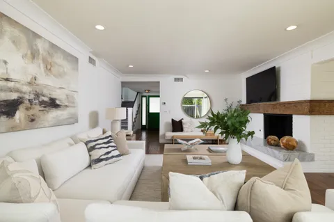 $4,850,000 | 1609 Ruth Lane, Newport Beach, CA 92660