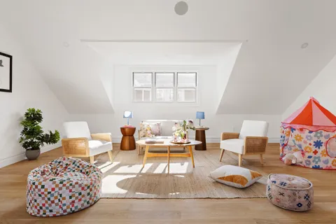 $2,350,000 | 728 Westminster Road, Unit TWNHS | West Midwood