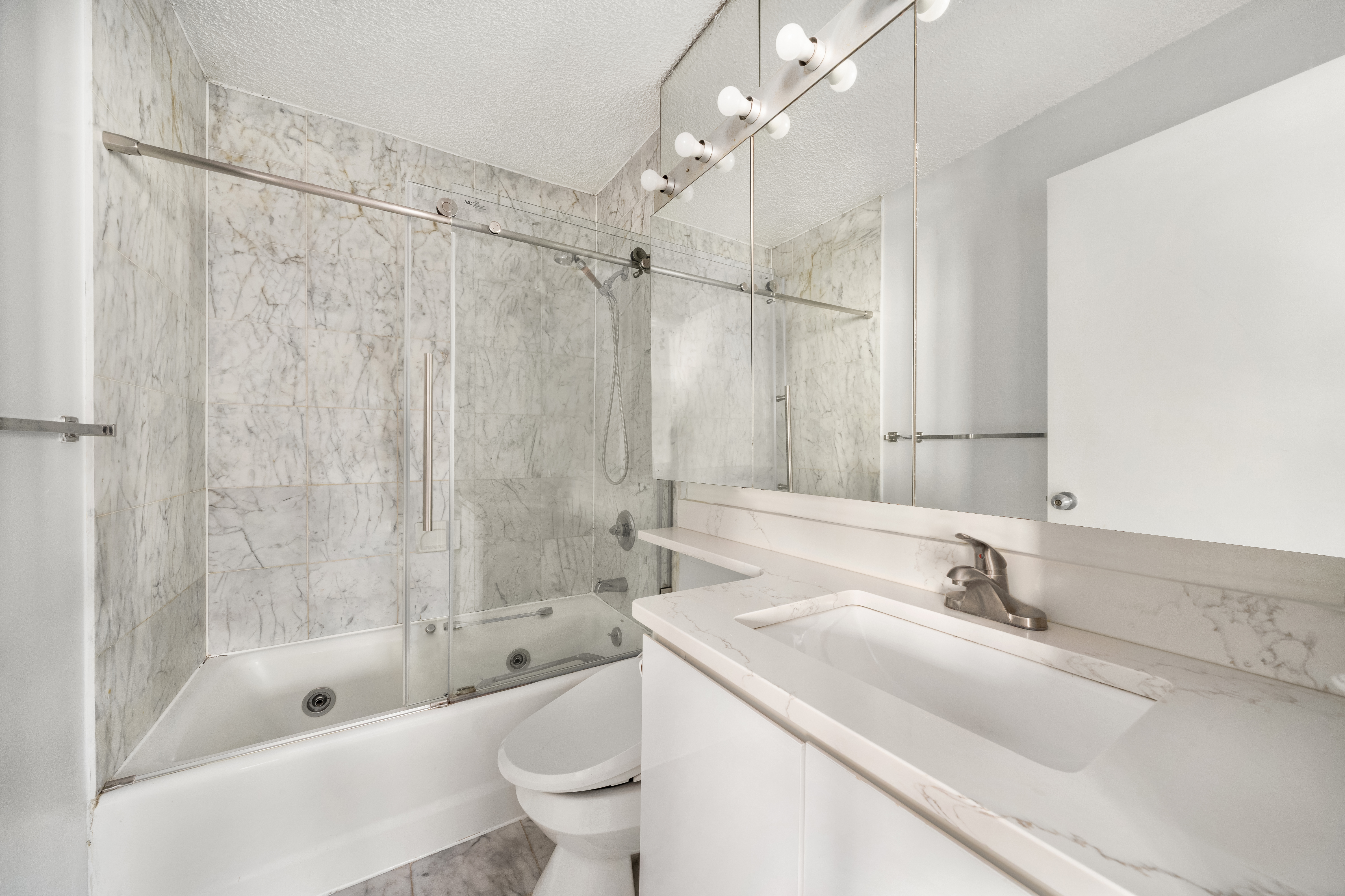 445 5th Avenue, Unit 21A Manhattan, NY 10016 - Photo 8 of 14