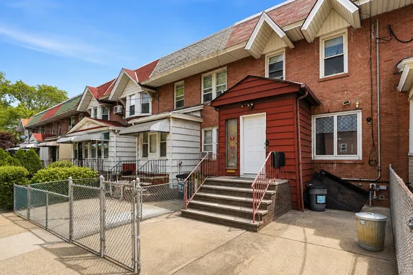 $675,000 | 91-15 95th Street | Woodhaven