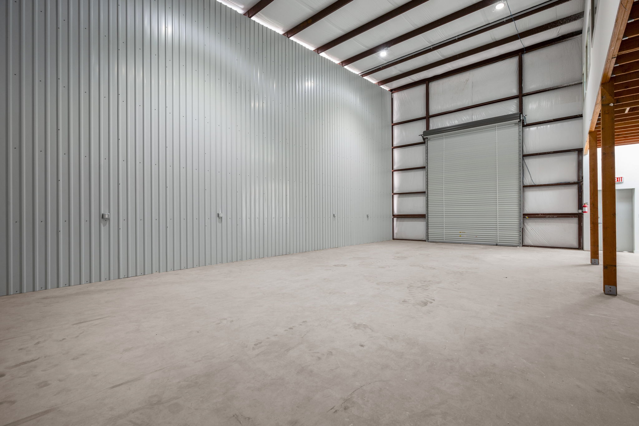 10020 Darden Hill Road, Unit 401 Austin, TX 78737 - Photo 11 of 50 a view of an empty room