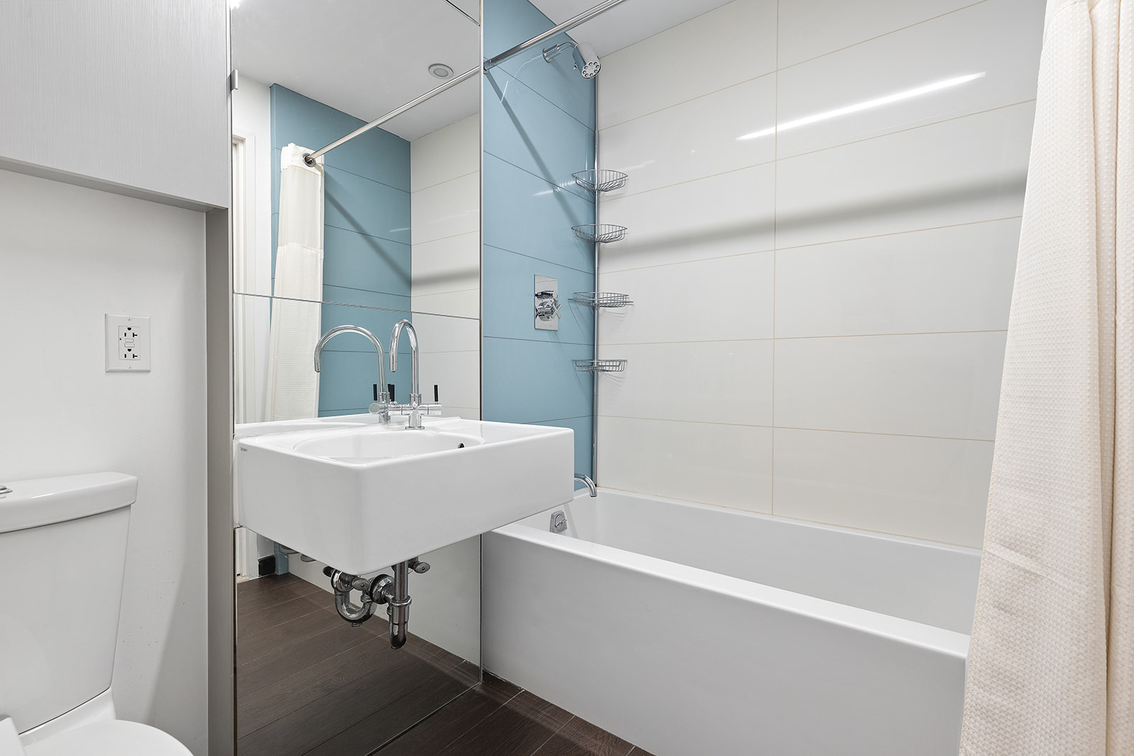 2 Northside Piers, Unit 25N Brooklyn, NY 11249 - Photo 11 of 22