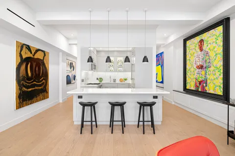 $2,975,000 | 233 West 26th Street, Unit 7E | Chelsea