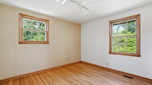 $379,000 | Des Moines Drive, Hermitage, TN 37076