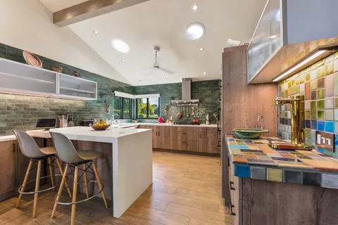 $1,095,000 | 555 Camino De Lane, Santa Barbara, CA 93111