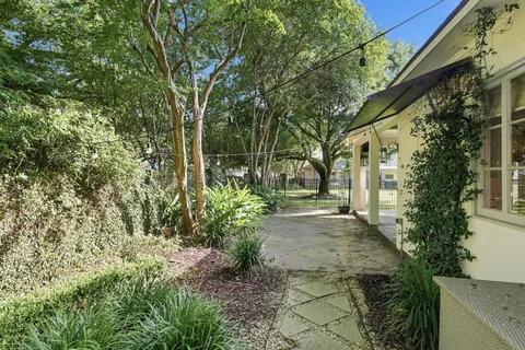 $675,000 | 2101 Sassy Lane, Baton Rouge, LA 70808