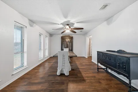 $375,000 | 409 East Scotland Drive, Irving, TX 75062
