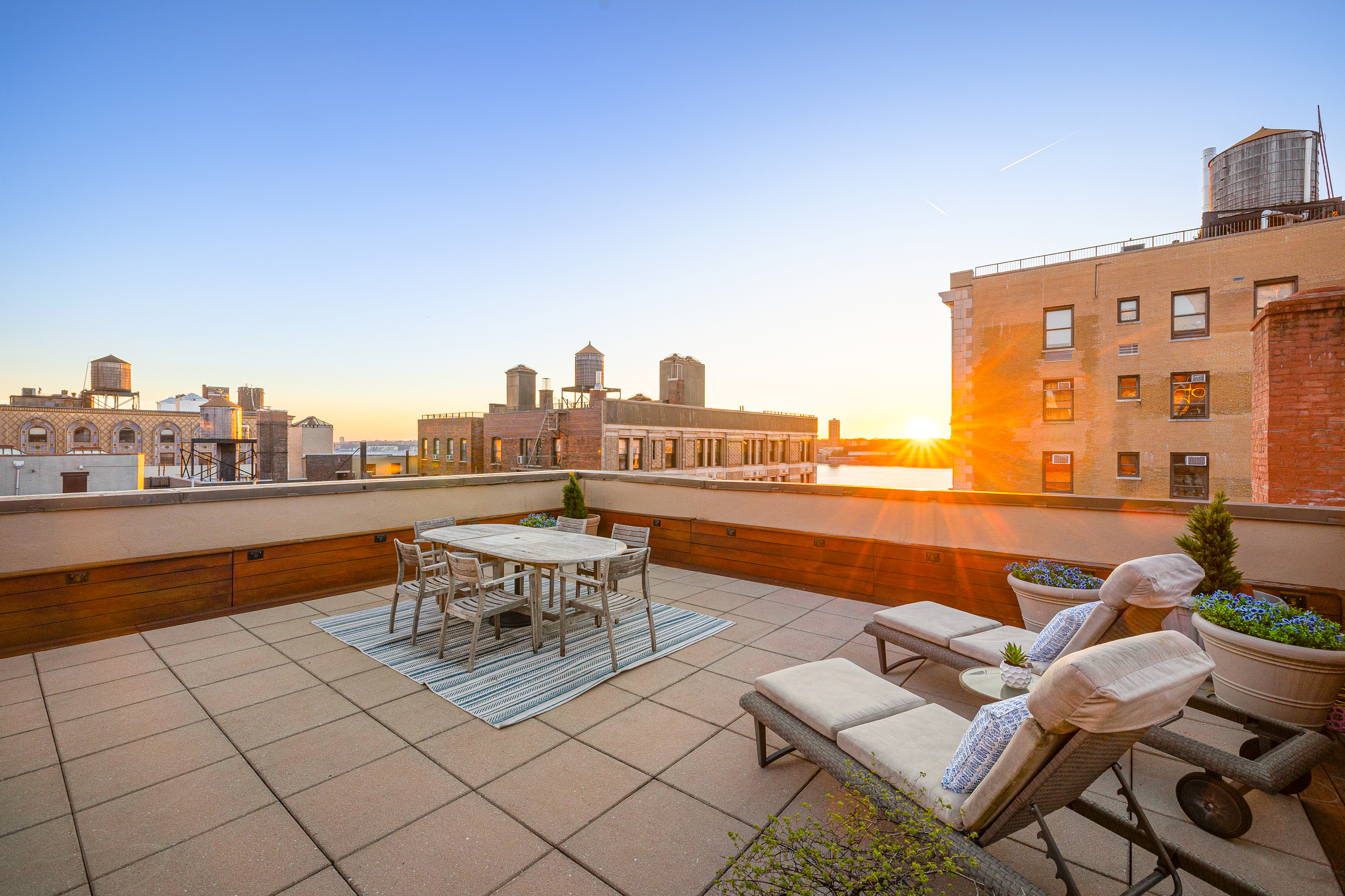 315 West 99th Street, Unit PHA Manhattan, NY 10025 - Photo 16 of 17