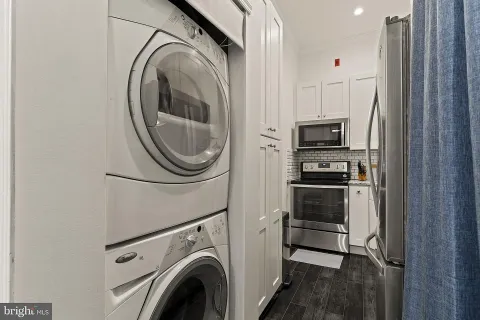 $512,000 | 1903 Spruce Street, Unit 2C, Philadelphia, PA 19103