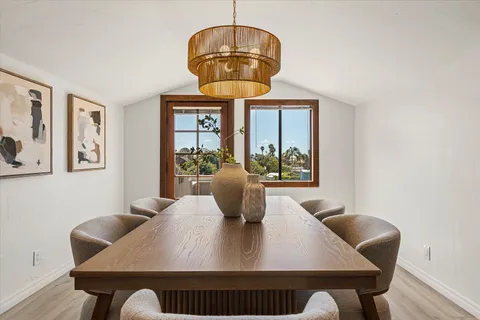 $1,550,000 | 387 1/2 Ocean View Avenue, Encinitas, CA 92024