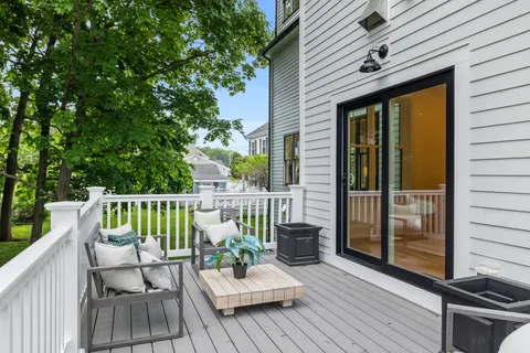 $1,999,000 | 37 Maple Street, Lynnfield, MA 01940