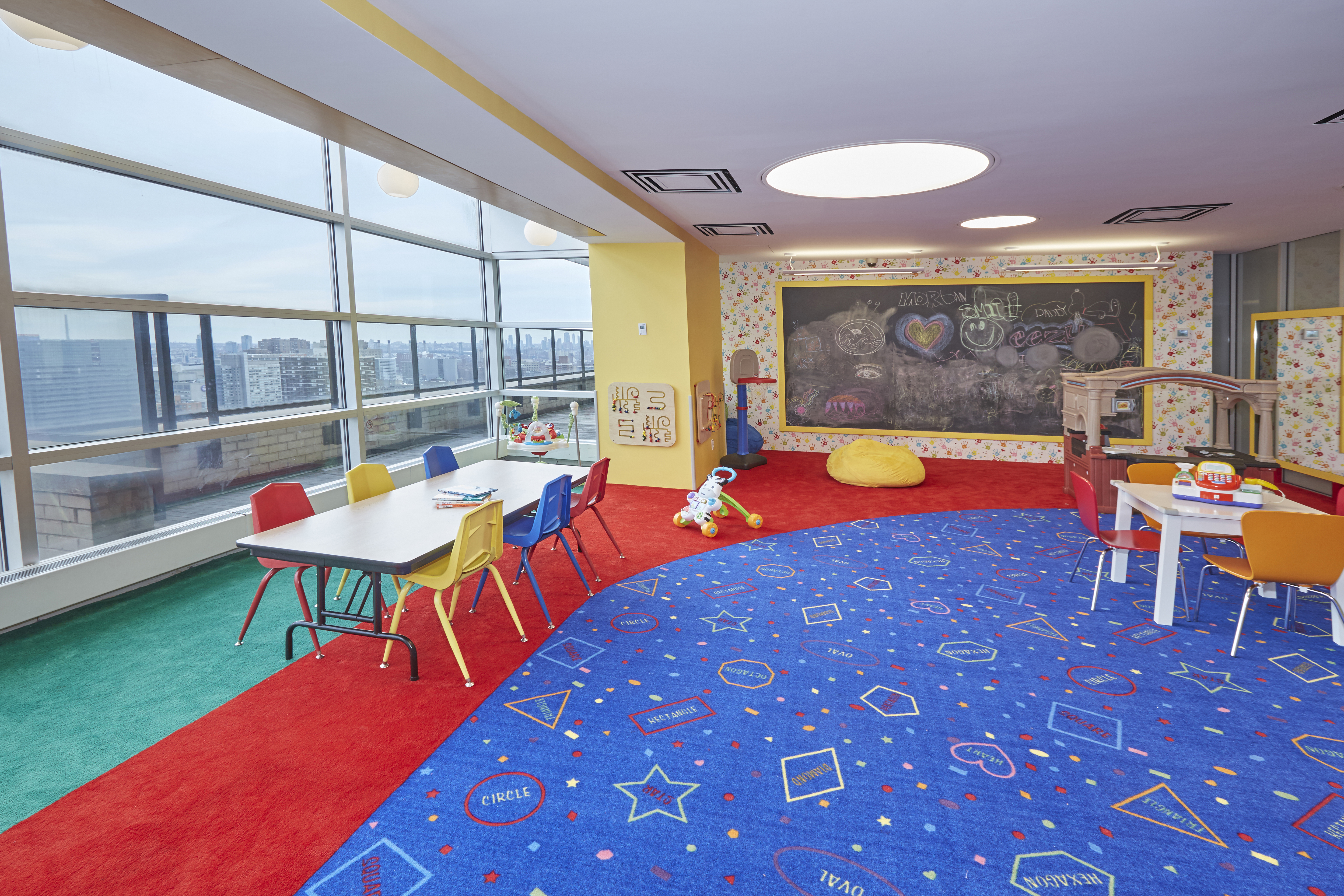 160 East 38th Street, Unit 32A Manhattan, NY 10016 - Photo 20 of 22 a room with chairs and pool table