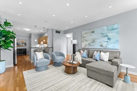 $745,000 | 190 F Street, Unit 6, South Boston, MA 02127
