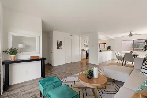 $525,000 | 850 West 157th Street, Unit 6, Gardena, CA 90247