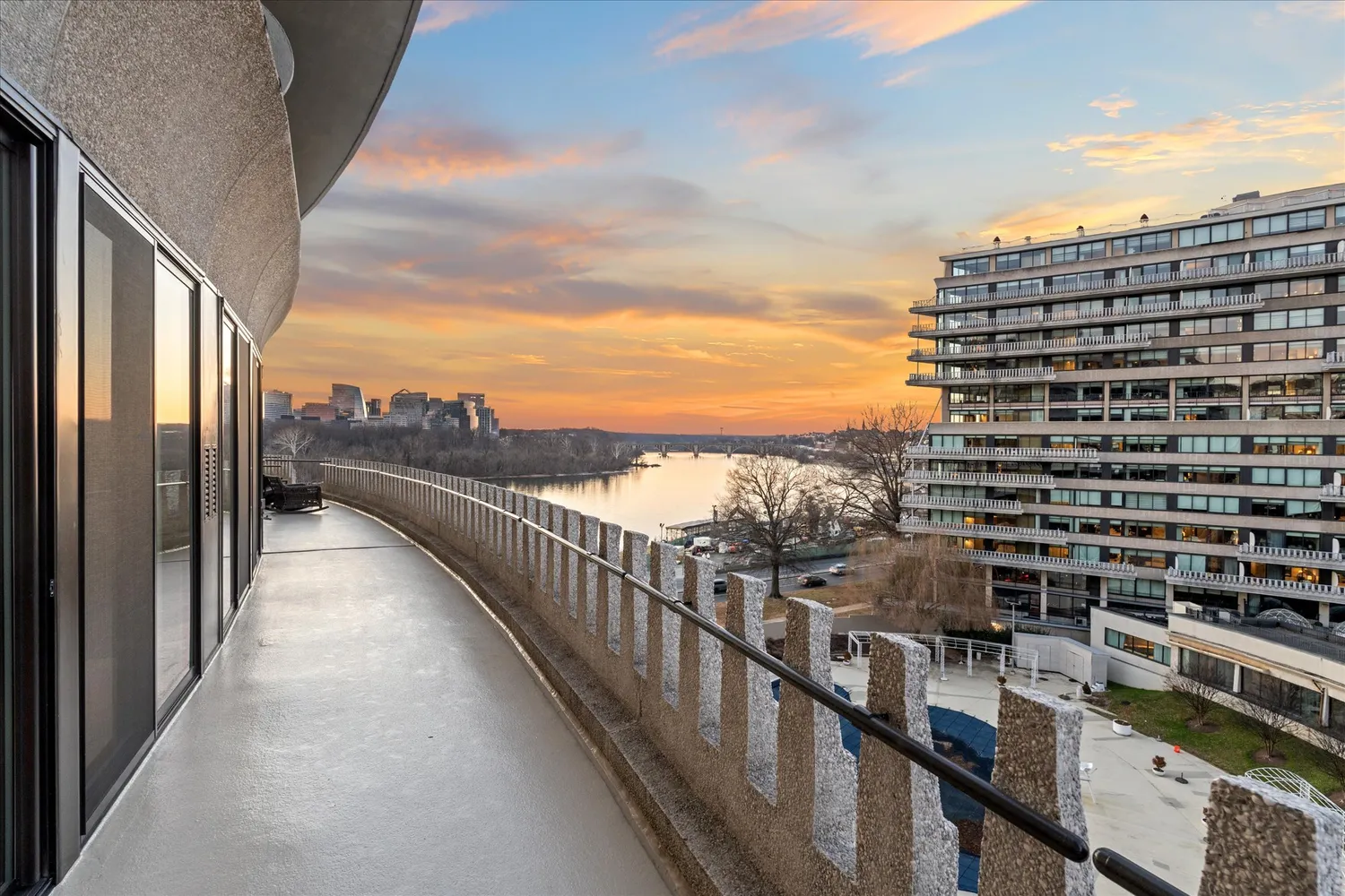 Contact Agent | 700 New Hampshire Avenue Northwest, Unit 708/709, Washington, DC 20037