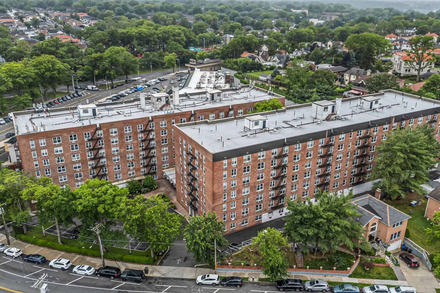 $225,000 | 54-44 Little Neck Parkway, Unit 5G | Little Neck