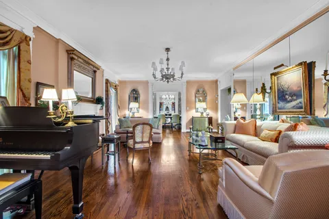 $2,500,000 | 142 Bertha Place | Grymes Hill