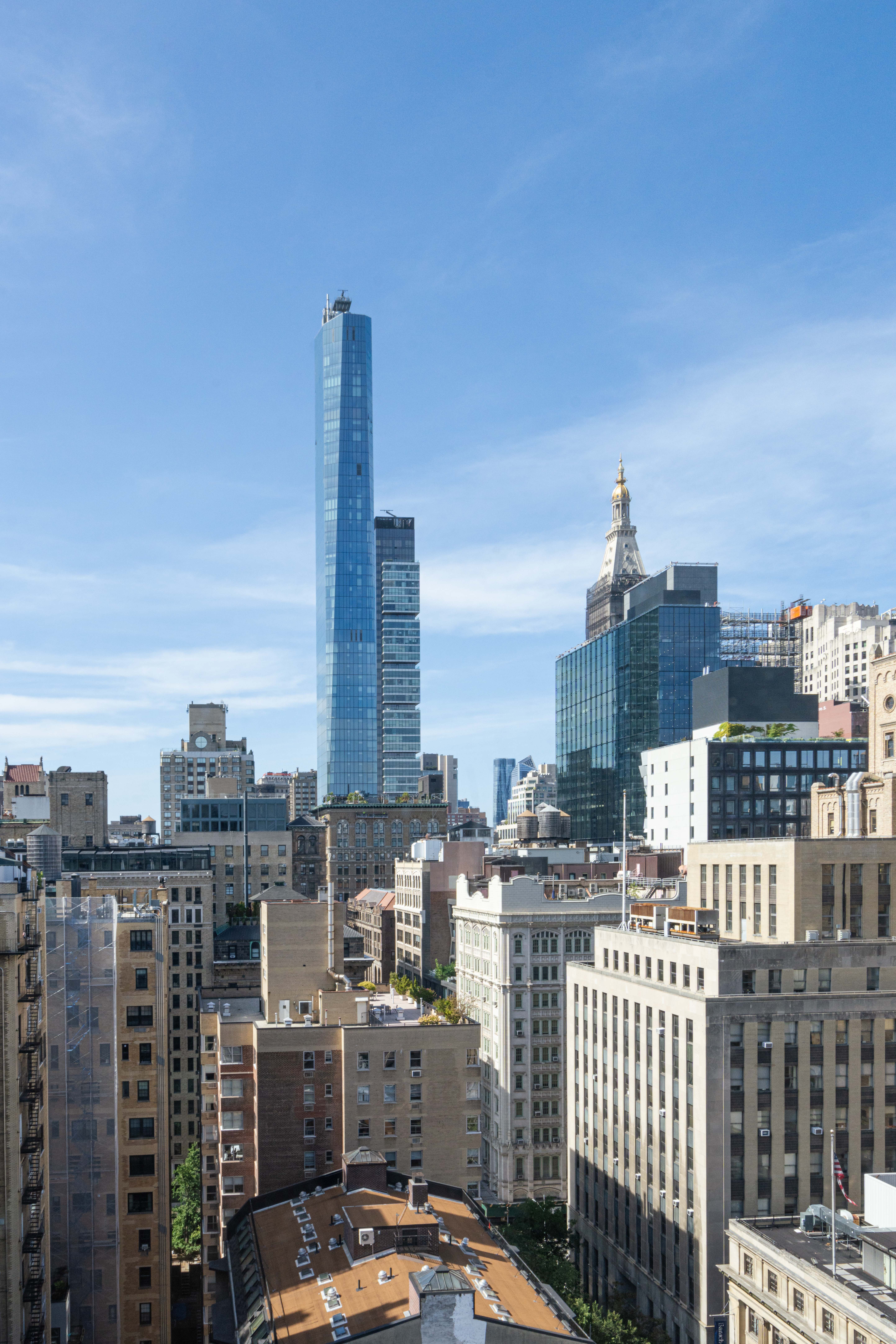 160 East 22nd Street, Unit 18C Manhattan, NY 10010 - Photo 3 of 12 a picture of city view