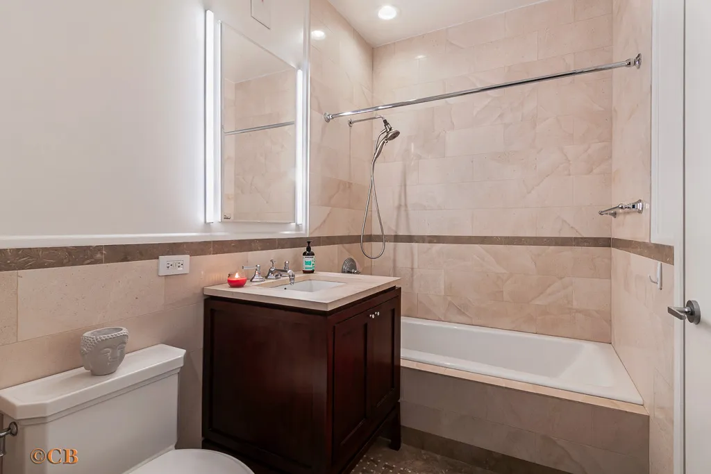 $625,000 | 1 Hanson Place, Unit 9E | Fort Greene