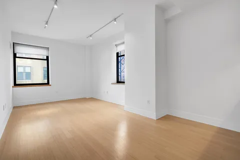 $1,075,000 | 110 Livingston Street, Unit 9P | Downtown Brooklyn