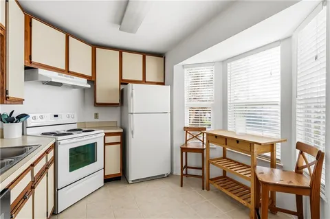$179,900 | 1960 Westminster Circle, Unit 2, Vero Beach, FL 32966