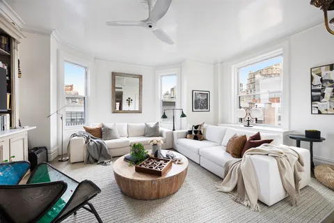 $8,995,000 | 190 Riverside Drive, Unit 8C | Upper West Side