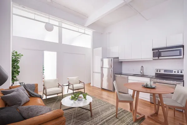 $4,500 | 44 Berry Street, Unit 4A | Williamsburg