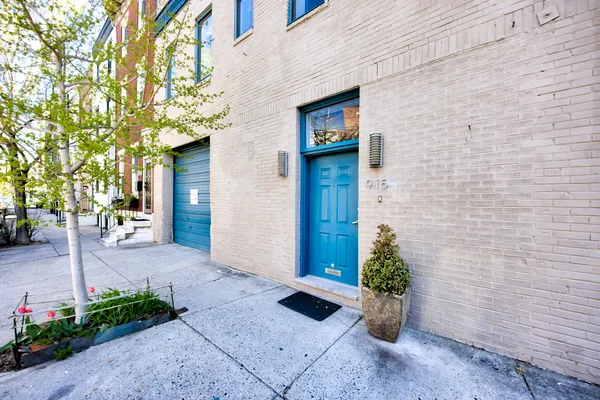 $1,600,000 | 915-17 South 7th Street, Philadelphia, PA 19147