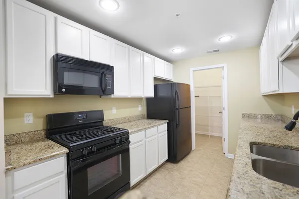 $484,900 | 13402 Roberts Tavern Court, Unit 2242, Clarksburg, MD 20871