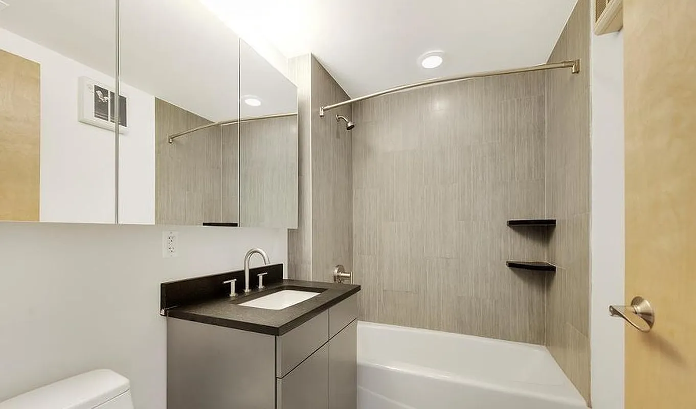 1595 Lexington Avenue, Unit 4B Manhattan, NY 10029 - Photo 5 of 9