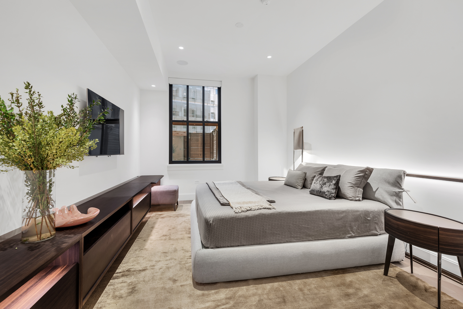 100 Barclay Street, Unit 11H Manhattan, NY 10007 - Photo 9 of 14