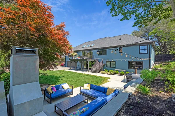 $2,375,000 | 1228 Perry William Drive, McLean, VA 22101