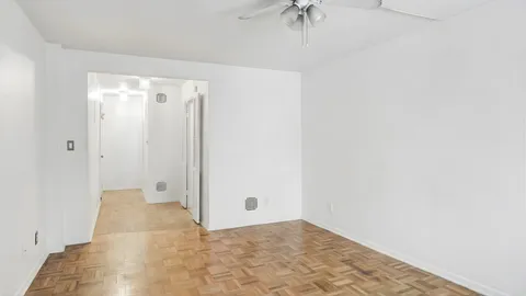 $450,000 | 150 East 27th Street, Unit 1H | Kips Bay