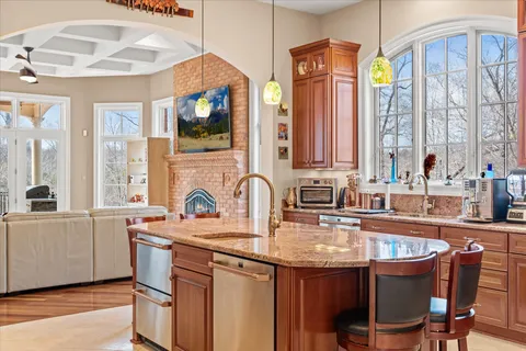 $2,750,000 | 10036 Lake Occoquan Drive, Manassas, VA 20111