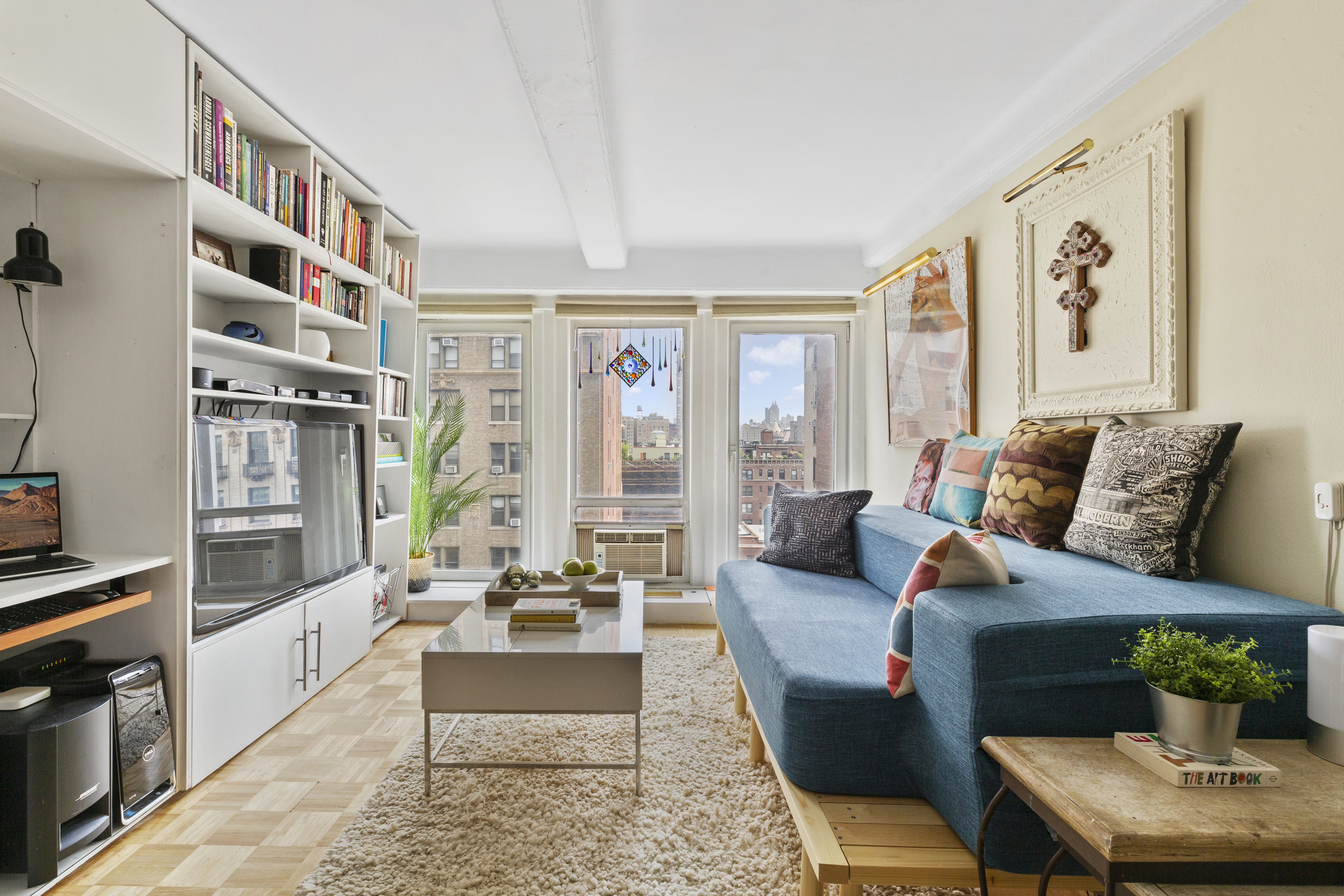 118 West 72nd Street, Unit 1002 Manhattan, NY 10023 - Photo 1 of 6