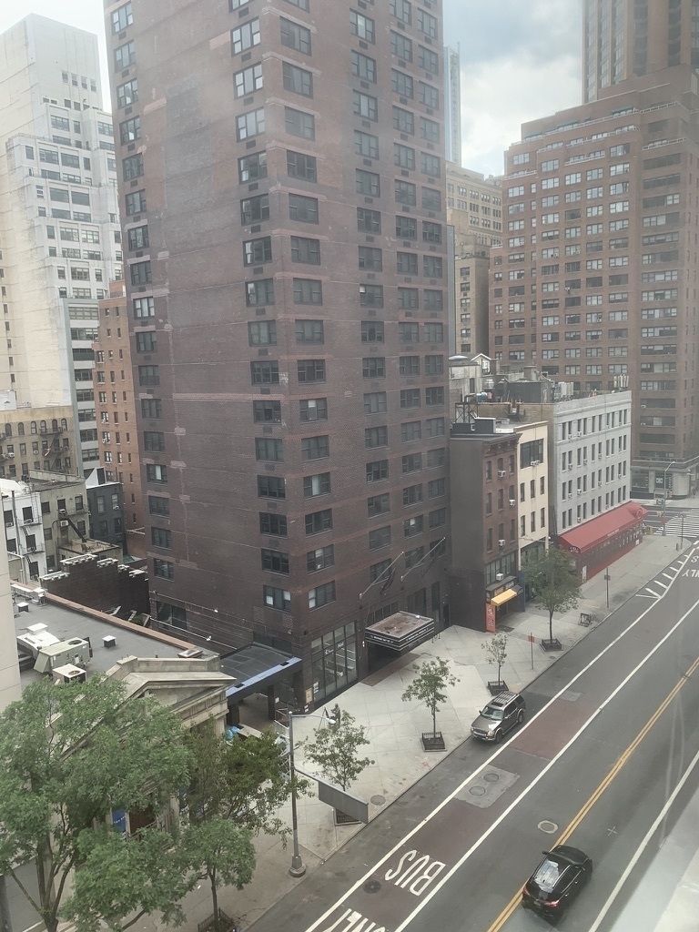 155 East 34th Street, Unit 10N Manhattan, NY 10016 - Photo 3 of 8