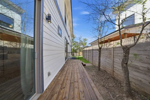 $1,400,000 | 4705 Louis Avenue, Unit A & B, Austin, TX 78721