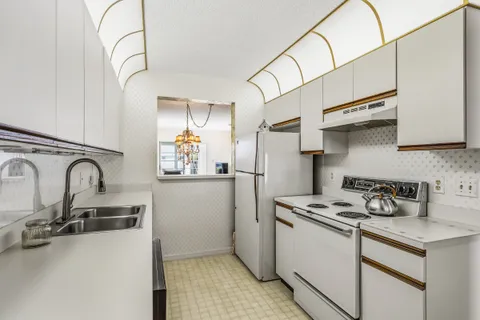 $170,000 | 379 North Grove Isle Circle, Unit 379, Vero Beach, FL 32962