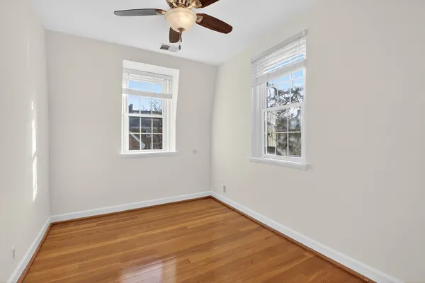 $590,000 | South Stafford Street, Arlington, VA 22206