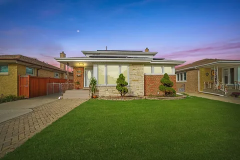 $675,000 | 5818 North Overhill Avenue, Chicago, IL 60631